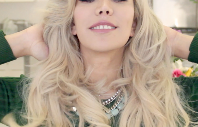 cabello con ondas peinado